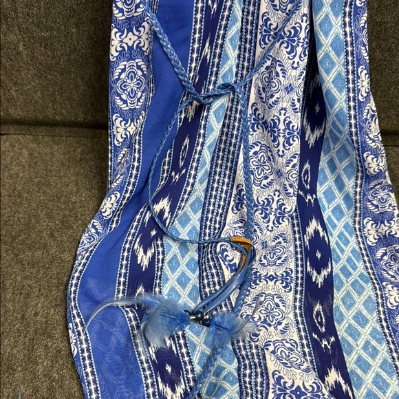 City Triangles Blue and White Halter Maxi Dress - Picture 4 of 4